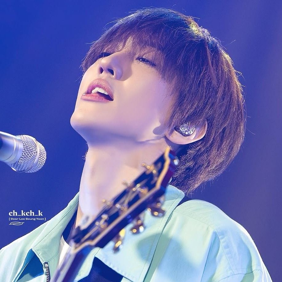 イ・スンユンの最新写真