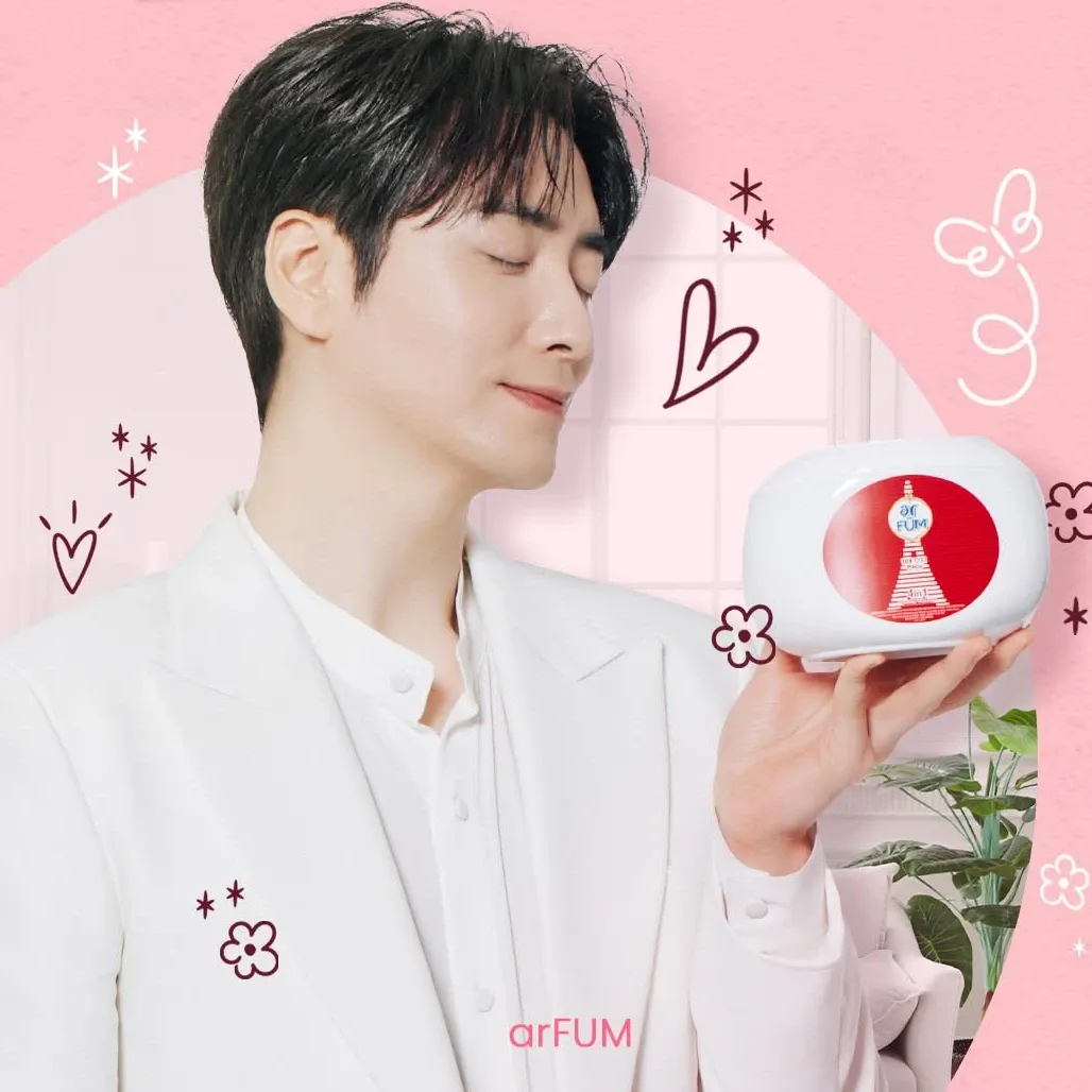 A moment captured by a fan of Lee Joonhyuk