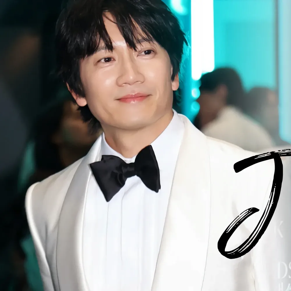 A moment captured by a fan of Ji Sung