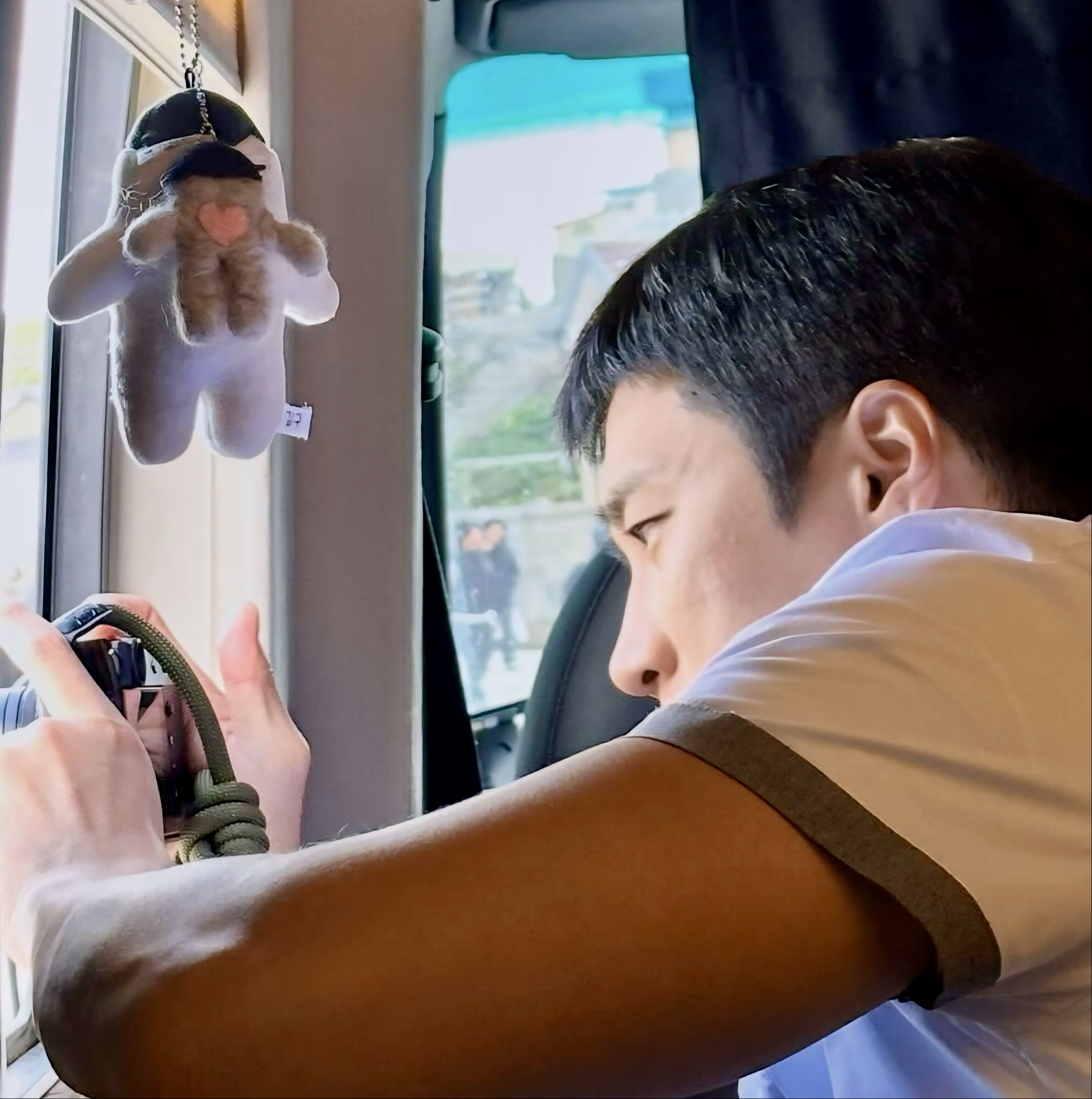 Behind-the-scenes cut of Ahn Bohyun