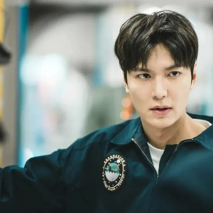 Behind-the-scenes cut of Lee Minho