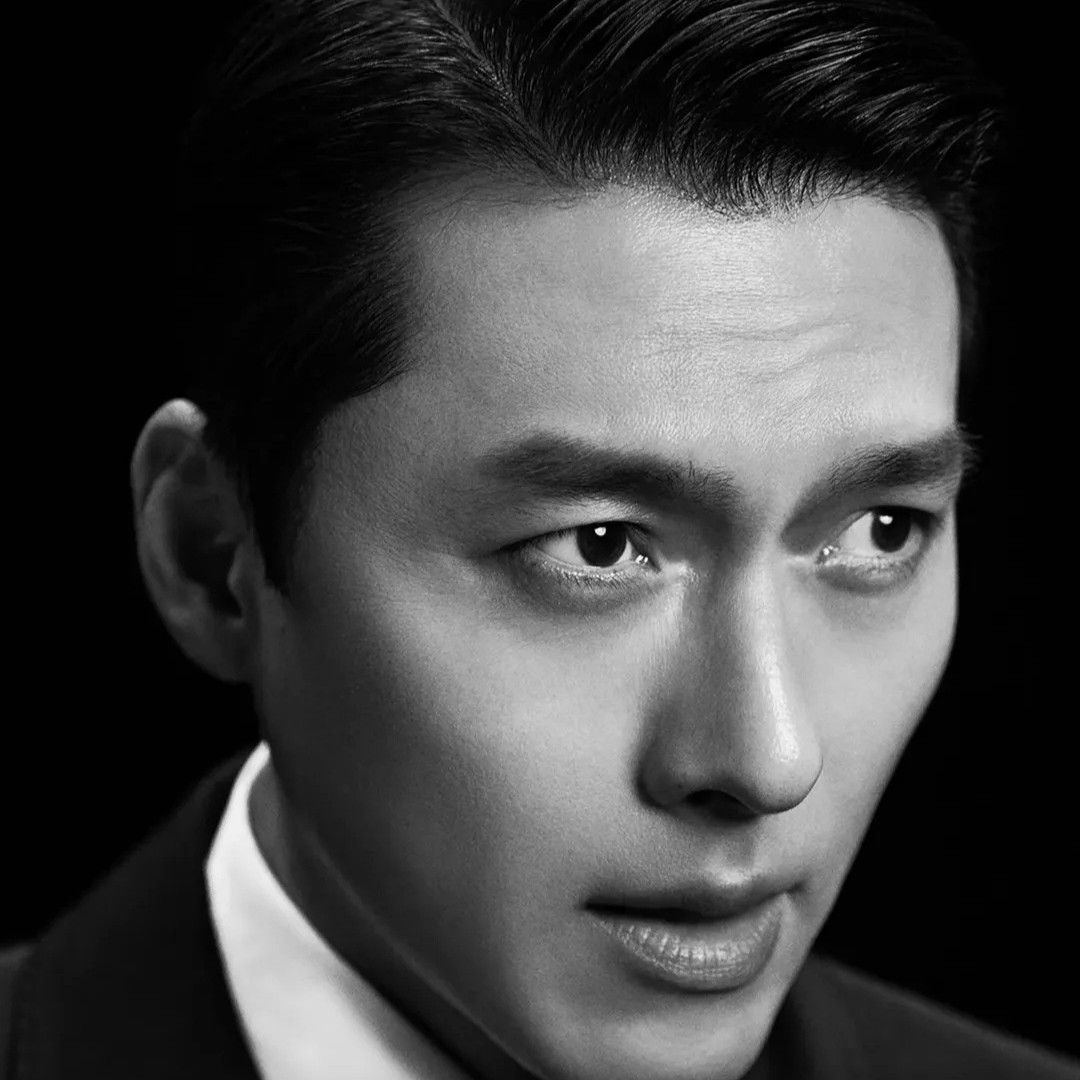Behind-the-scenes cut of Hyun Bin
