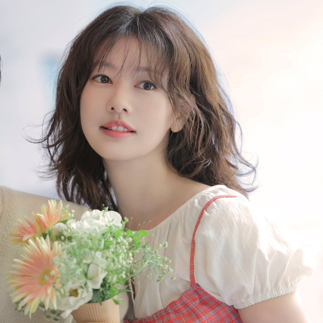 Behind-the-scenes cut of Jung Somin