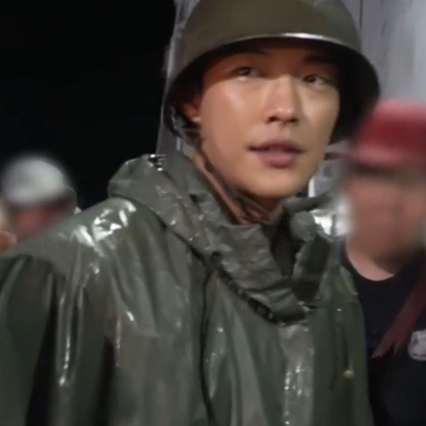 Behind-the-scenes cut of Woo Dohwan