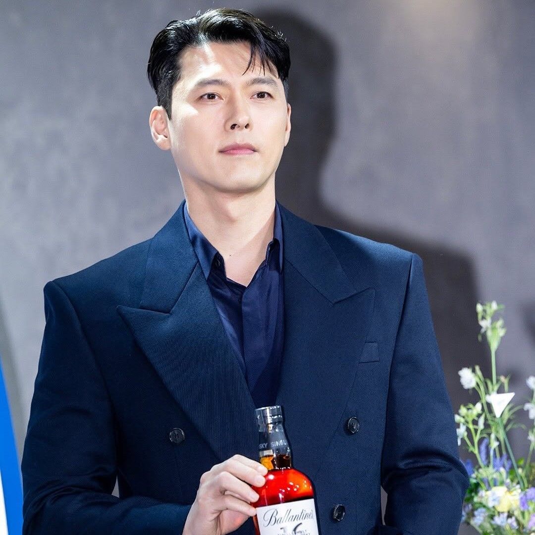 Foto terbaru dari Hyun Bin