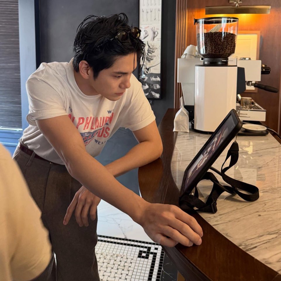 Momen yang diabadikan oleh penggemar Ong Seongwu