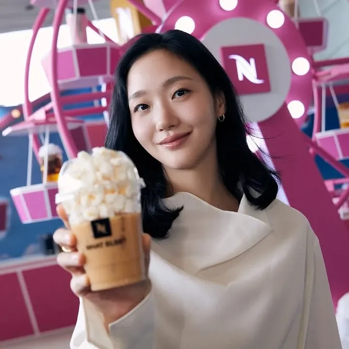 김고은의 비하인드 컷