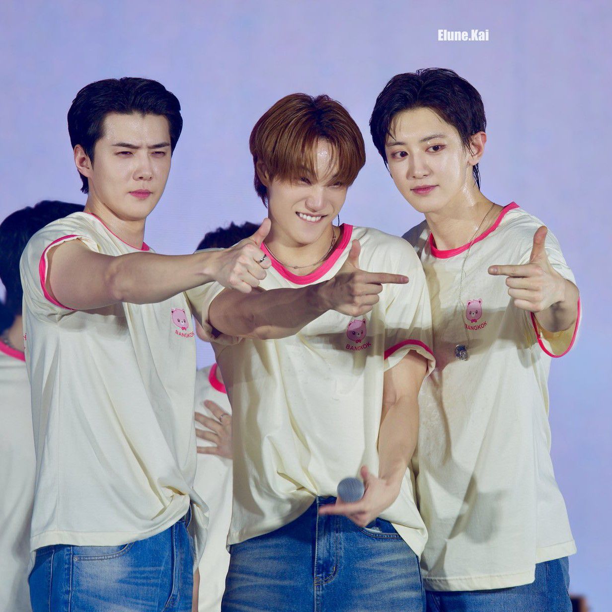 A moment captured by a fan of Chanyeol