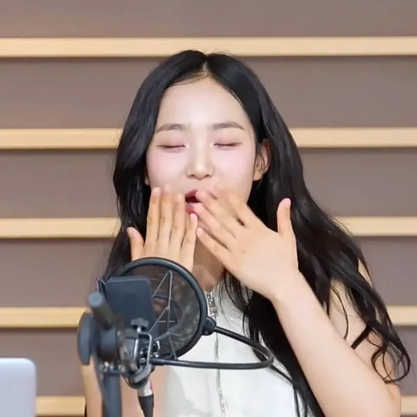 Momen yang diabadikan oleh penggemar Kim Taeyeon