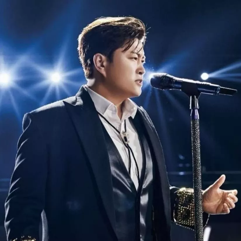A moment captured by a fan of Kim Hojoong