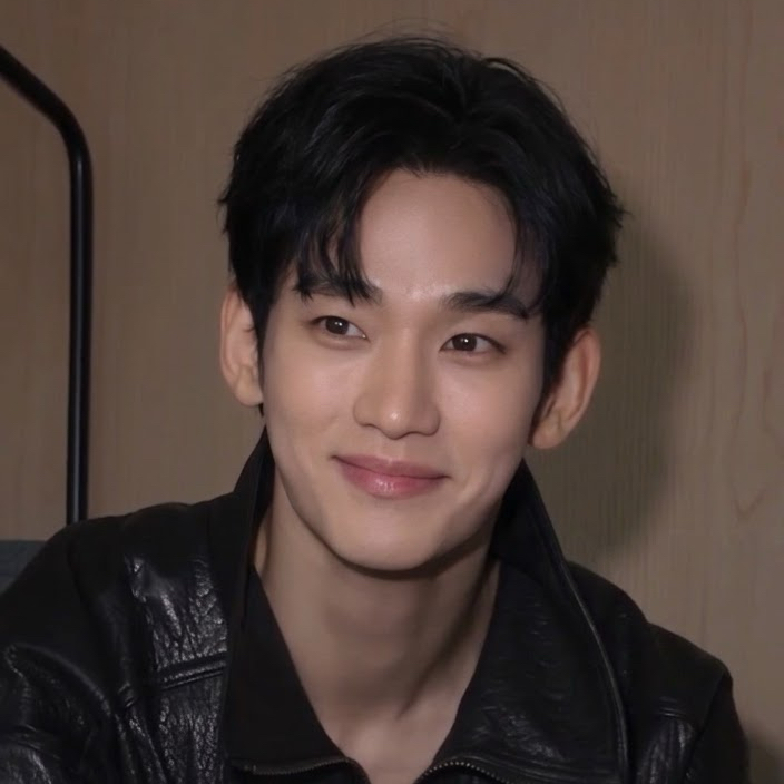 A moment captured by a fan of Kim Soohyun