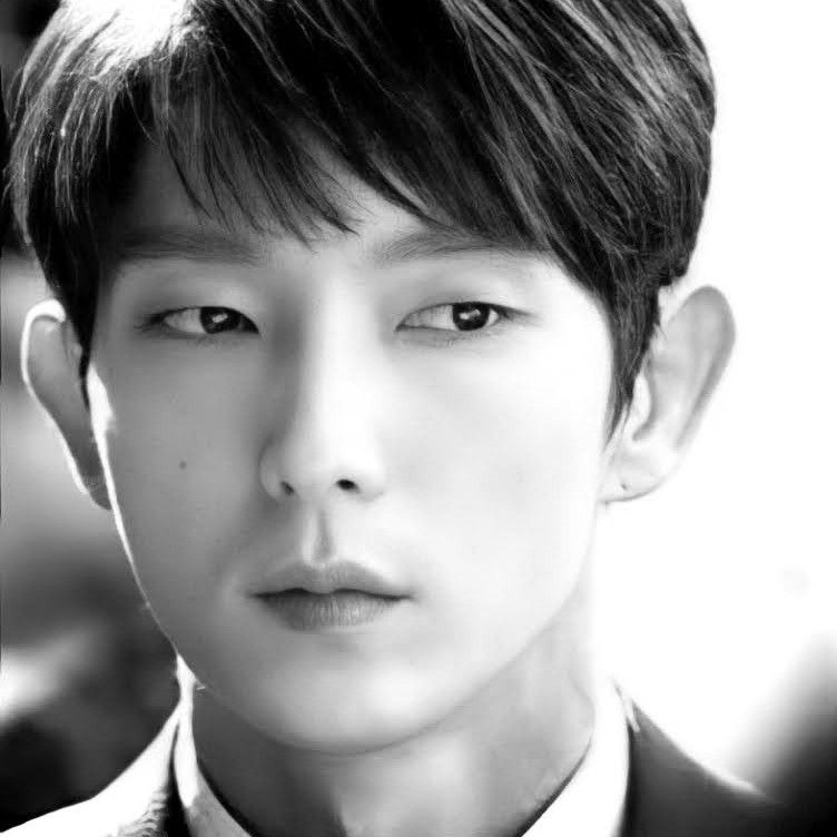 Latest photo of Lee Joongi