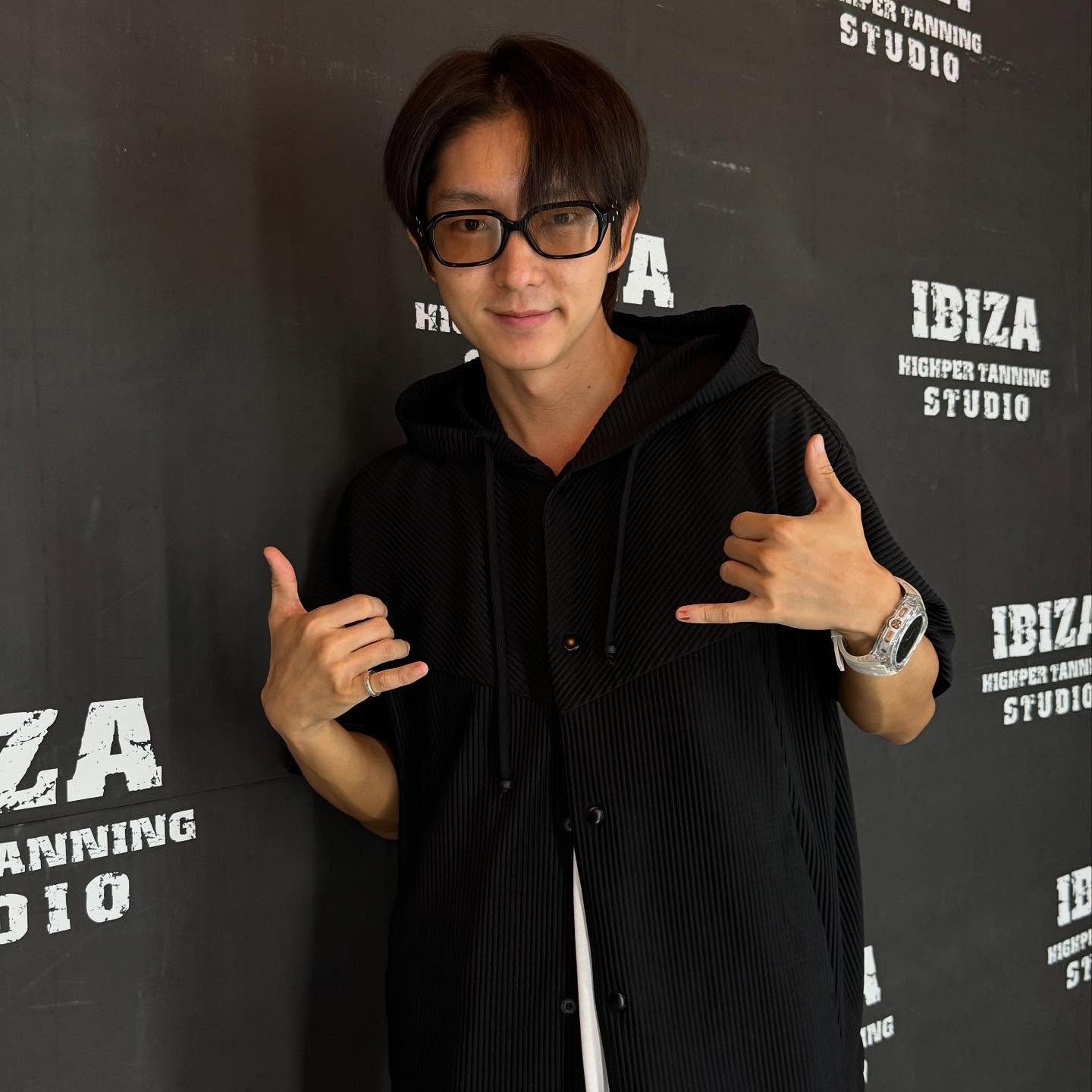 A moment captured by a fan of Lee Joongi