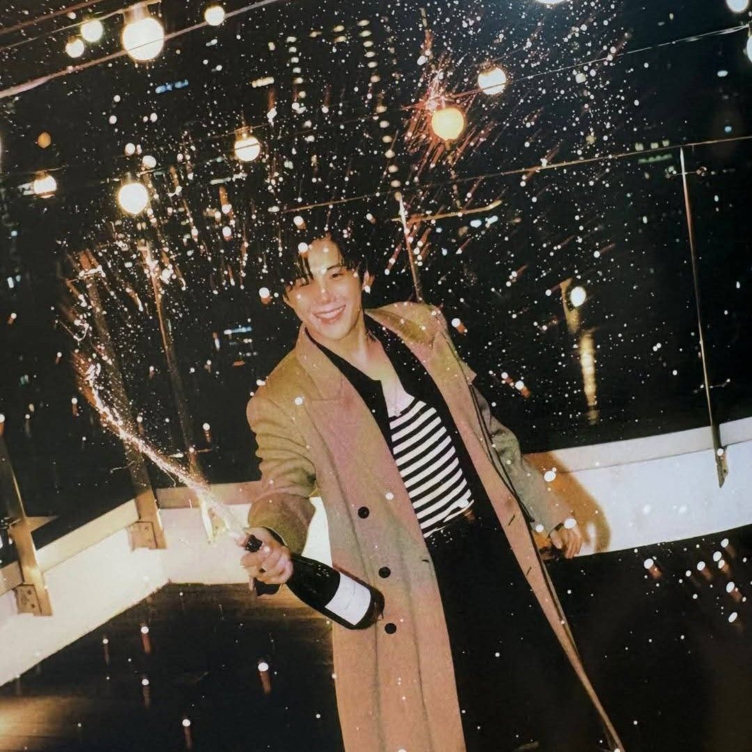 Latest photo of Kim Seonho