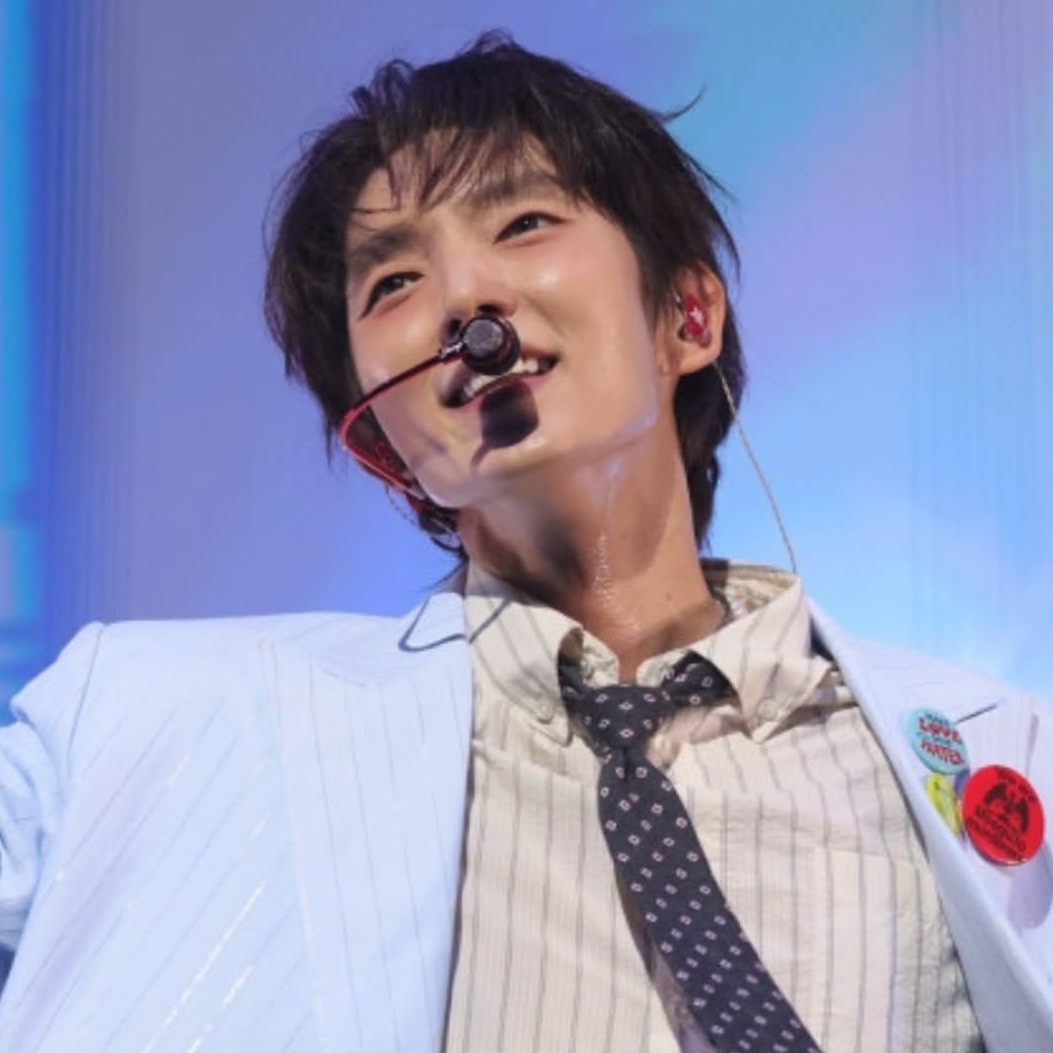 A moment captured by a fan of Lee Joongi