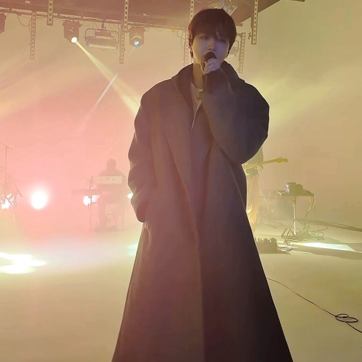 A moment captured by a fan of Secret Garden