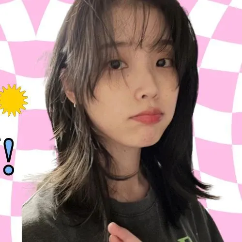 Behind-the-scenes cut of IU