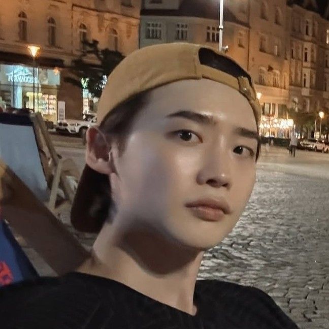 李鍾碩的近期活動照