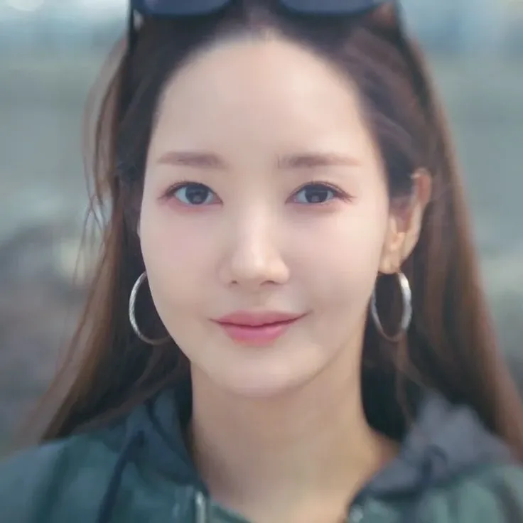 A moment captured by a fan of Park Minyoung
