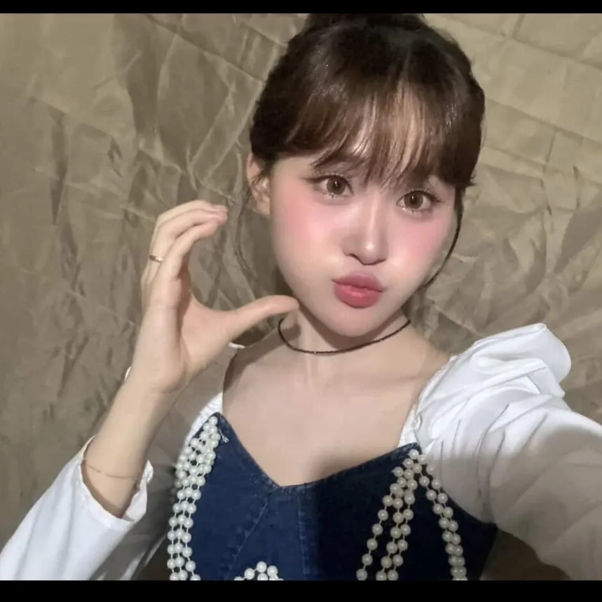Foto kegiatan terbaru dari Kim Dahyun