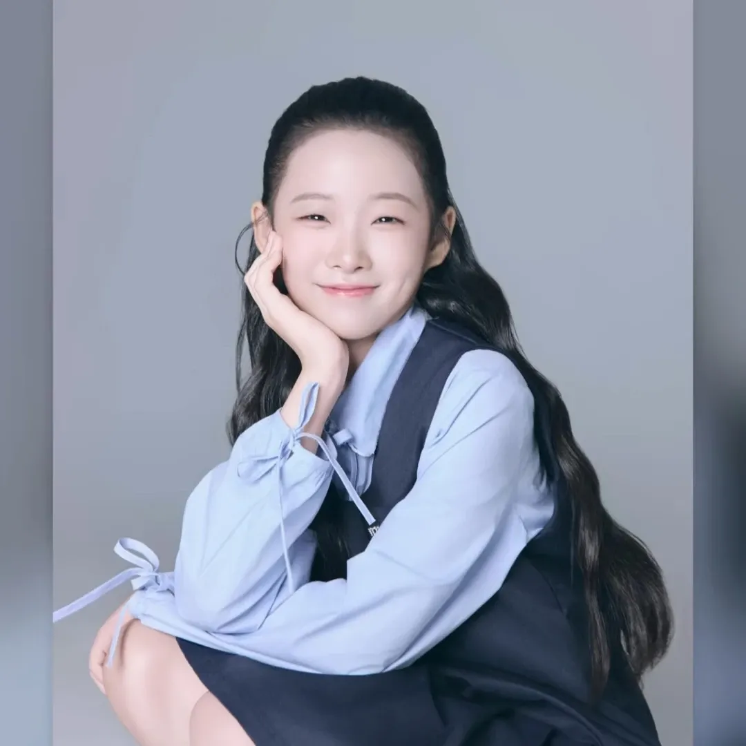 Latest photo of Lee Sooyeon