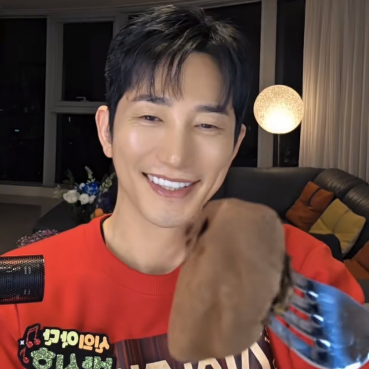 Recent activity shot of Park Sihoo