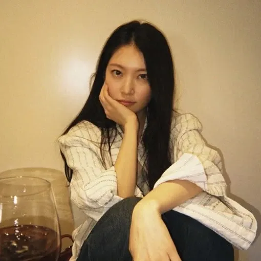 Behind-the-scenes cut of Gong Seungyeon