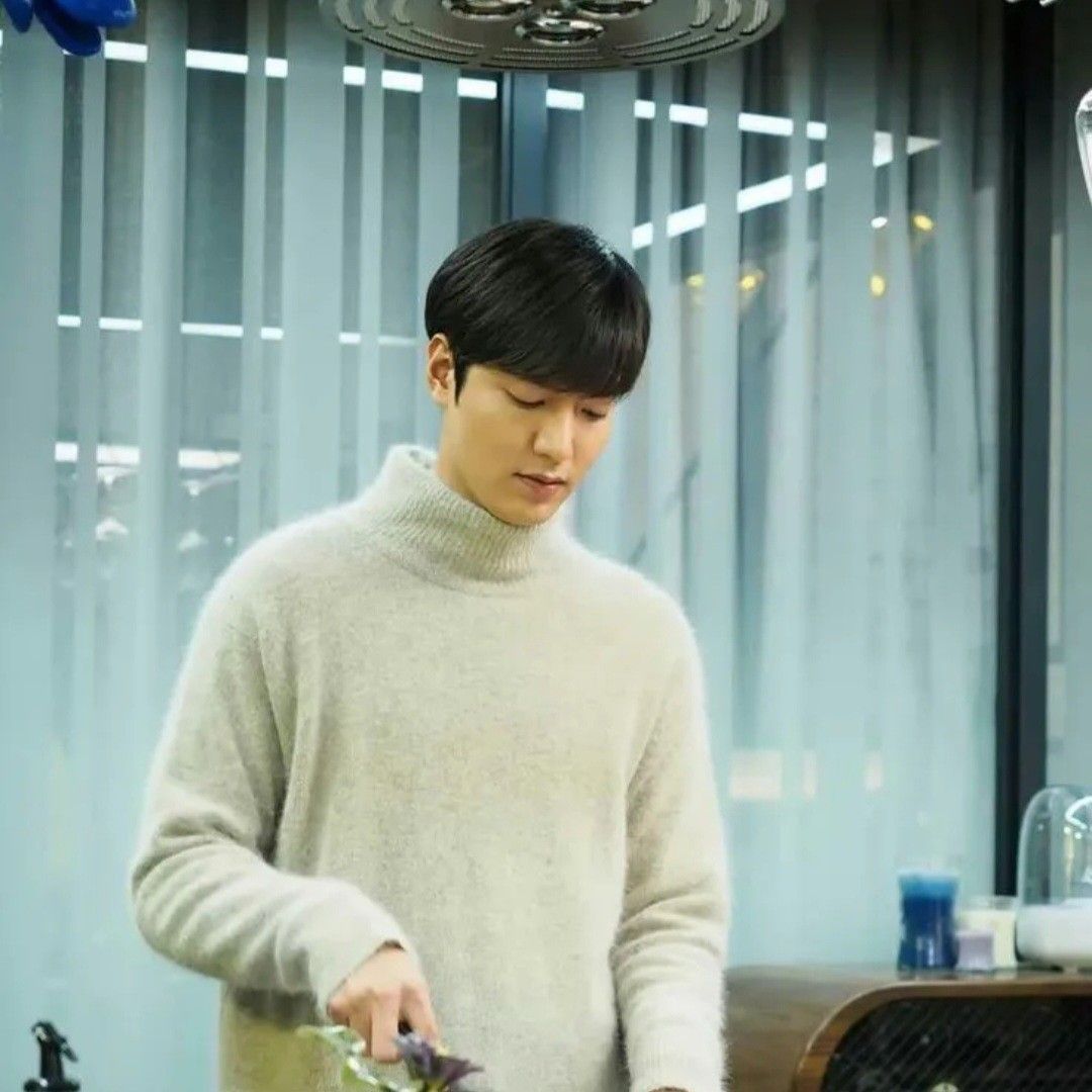 Latest photo of Lee Minho