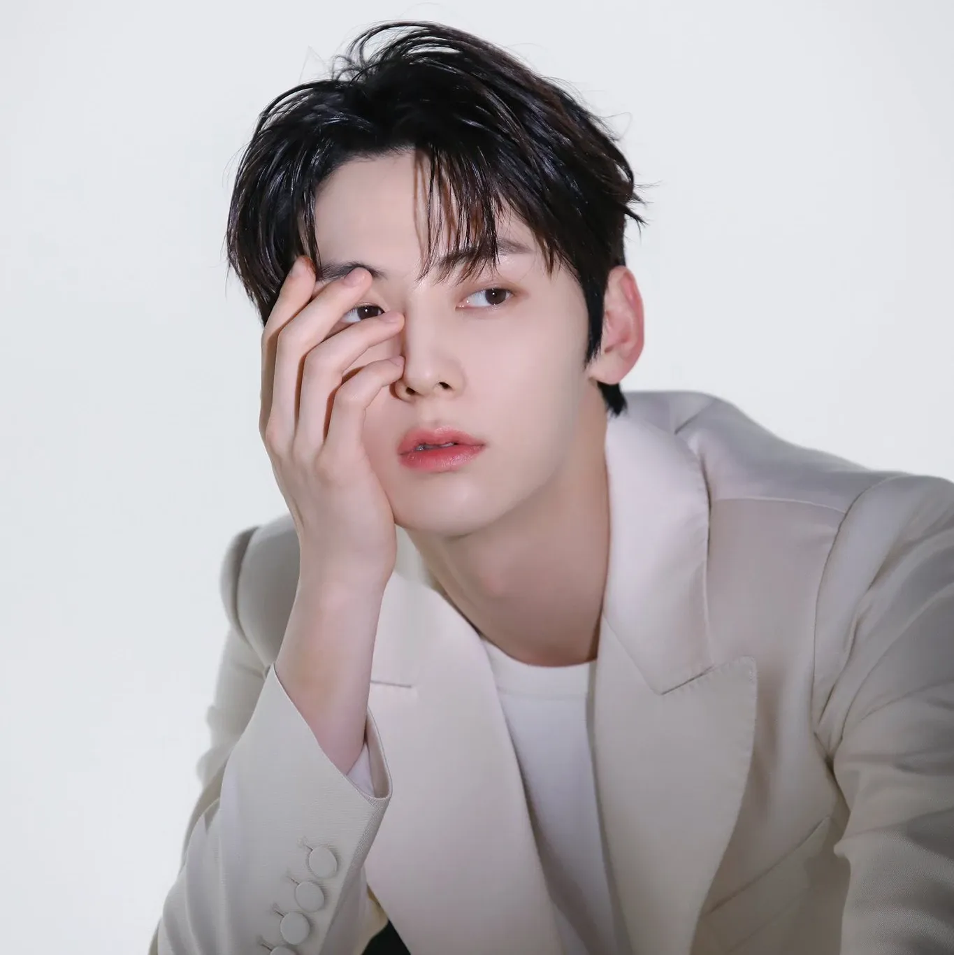 Latest photo of Hwang Minhyun