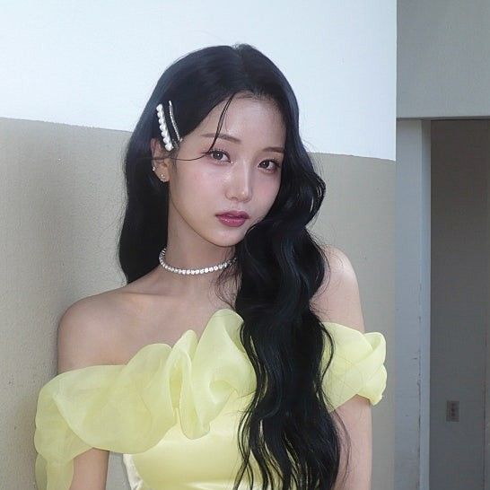 A moment captured by a fan of Kim Soyeon (2004)