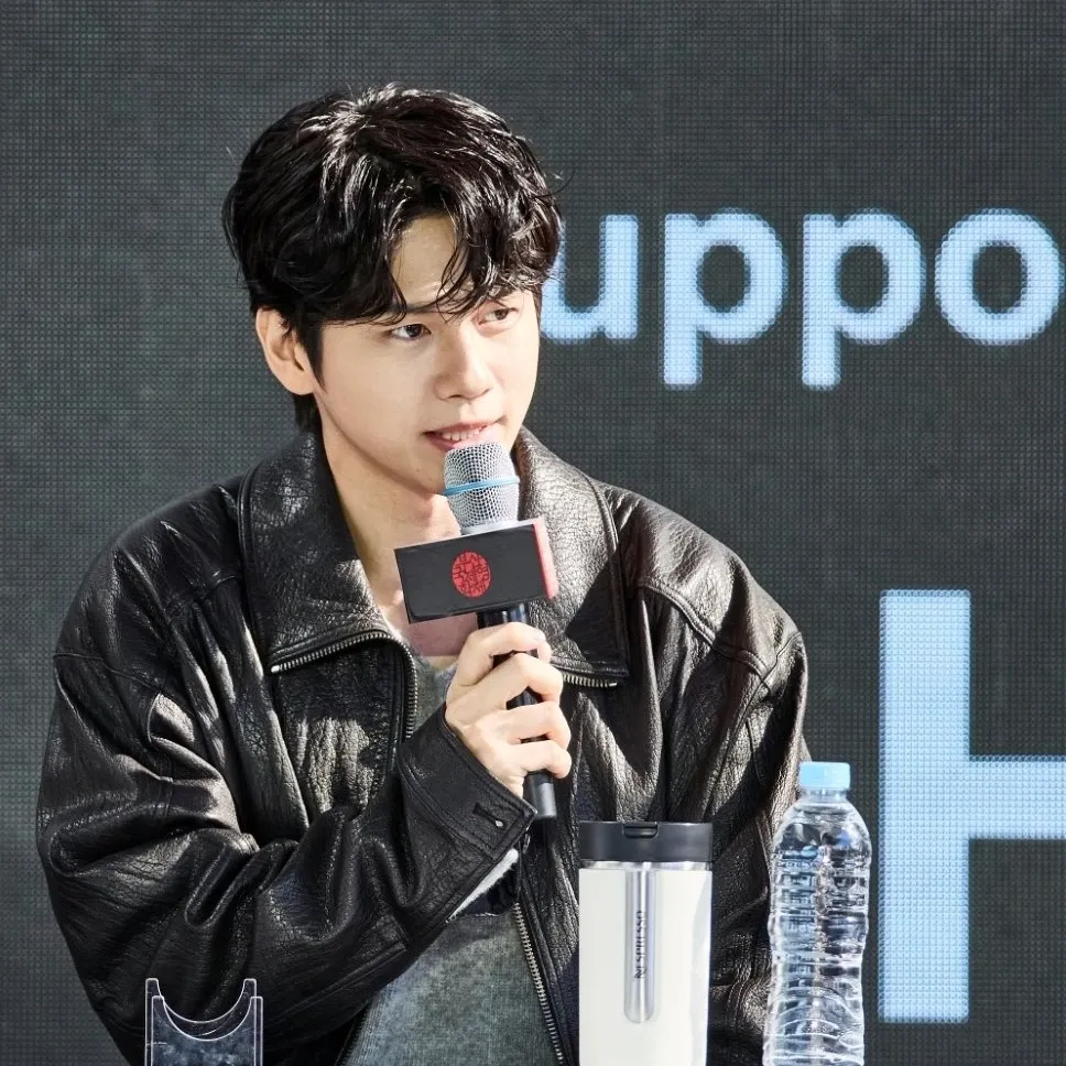 옹성우의 비하인드 컷