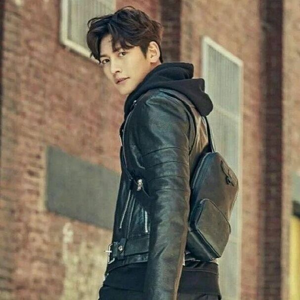 Recent activity shot of Ji Changwook