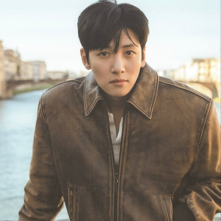 チ・チャンウクの最新写真