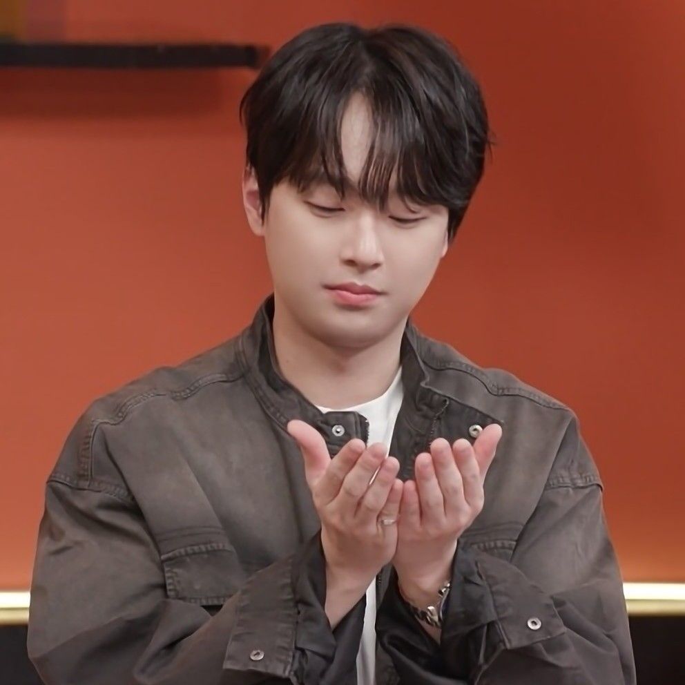 Latest photo of Lee Chanwon