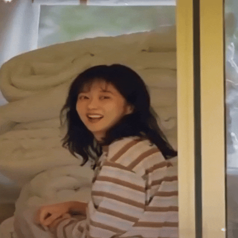 Recent activity shot of Jang Nara