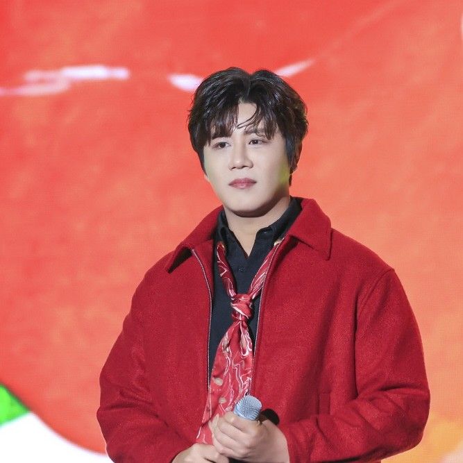 Latest photo of Jin Haesung