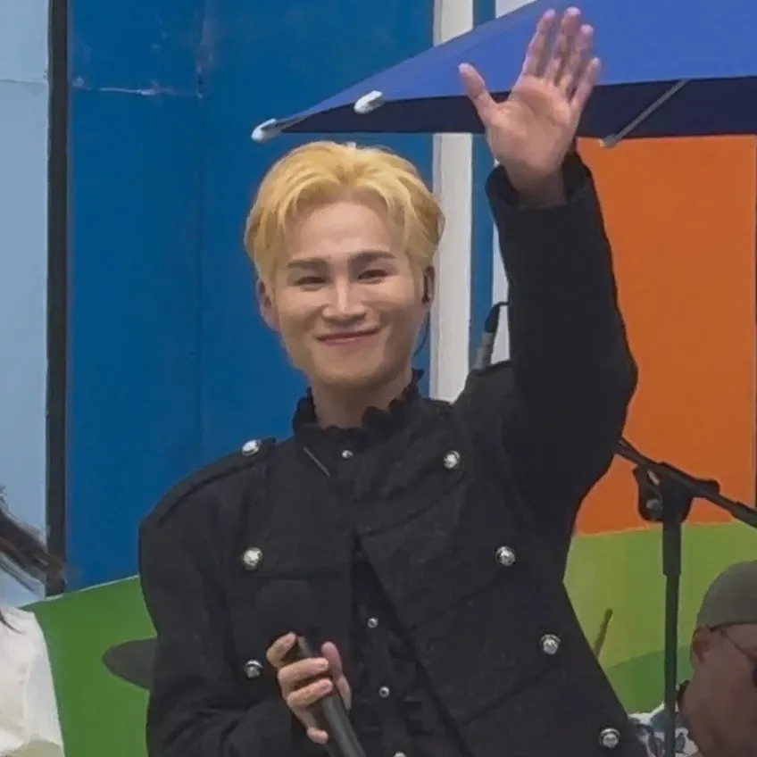김희재 최근 활동샷