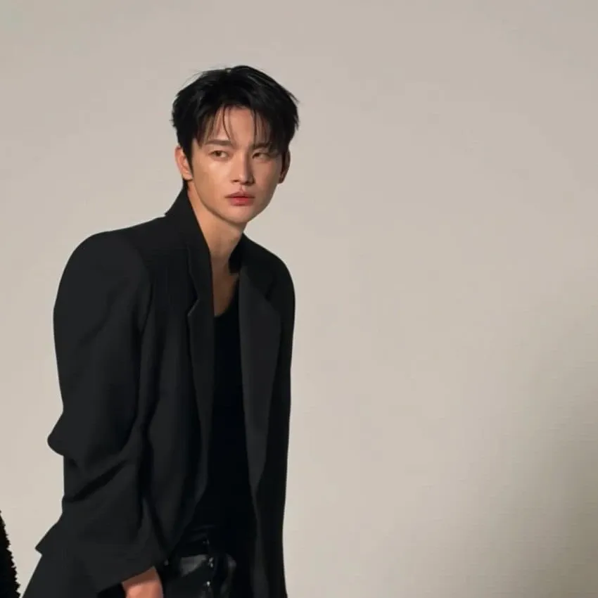 Cuplikan di balik layar dari Seo Inguk