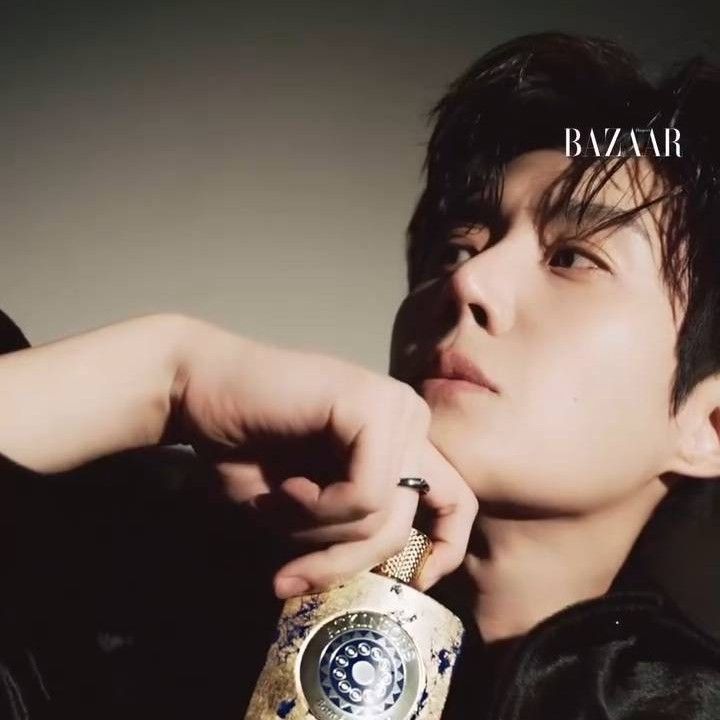 A moment captured by a fan of Kim Seonho