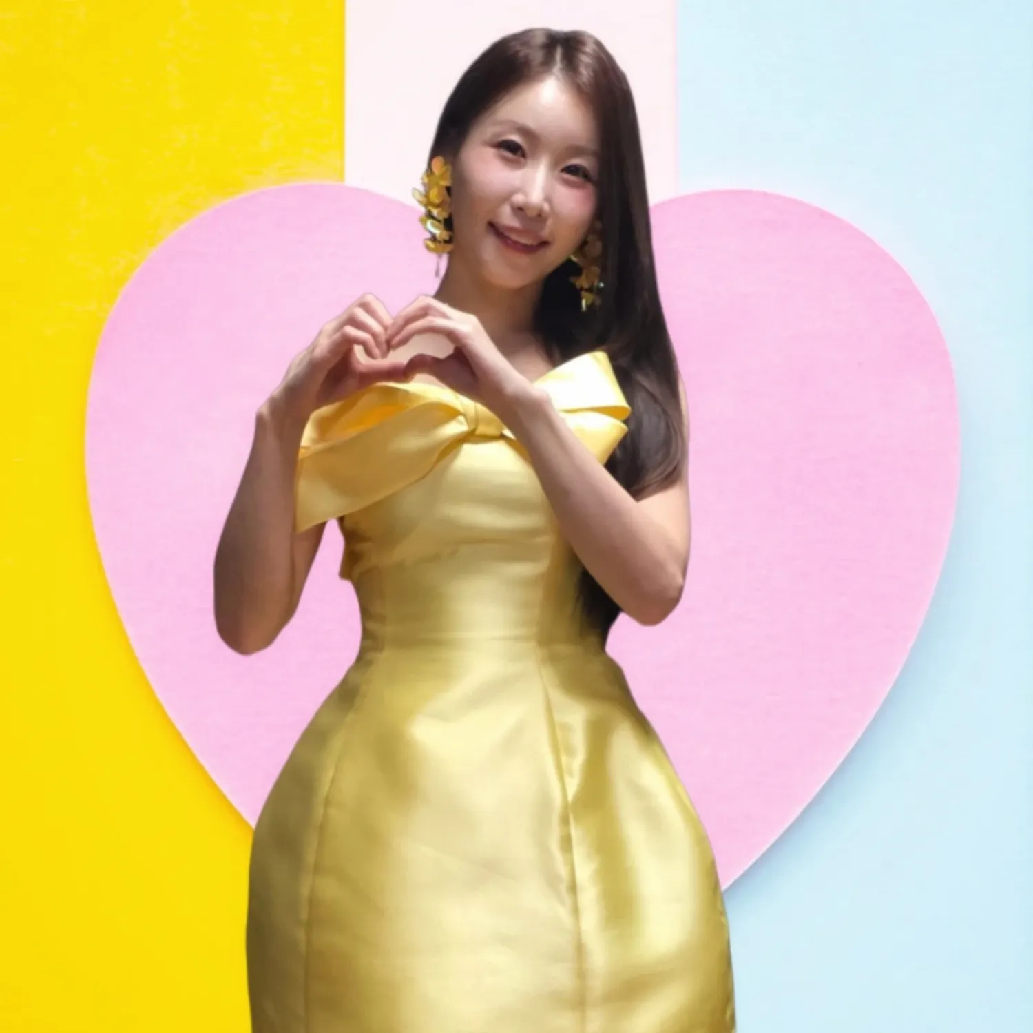 Behind-the-scenes cut of Lee Sona