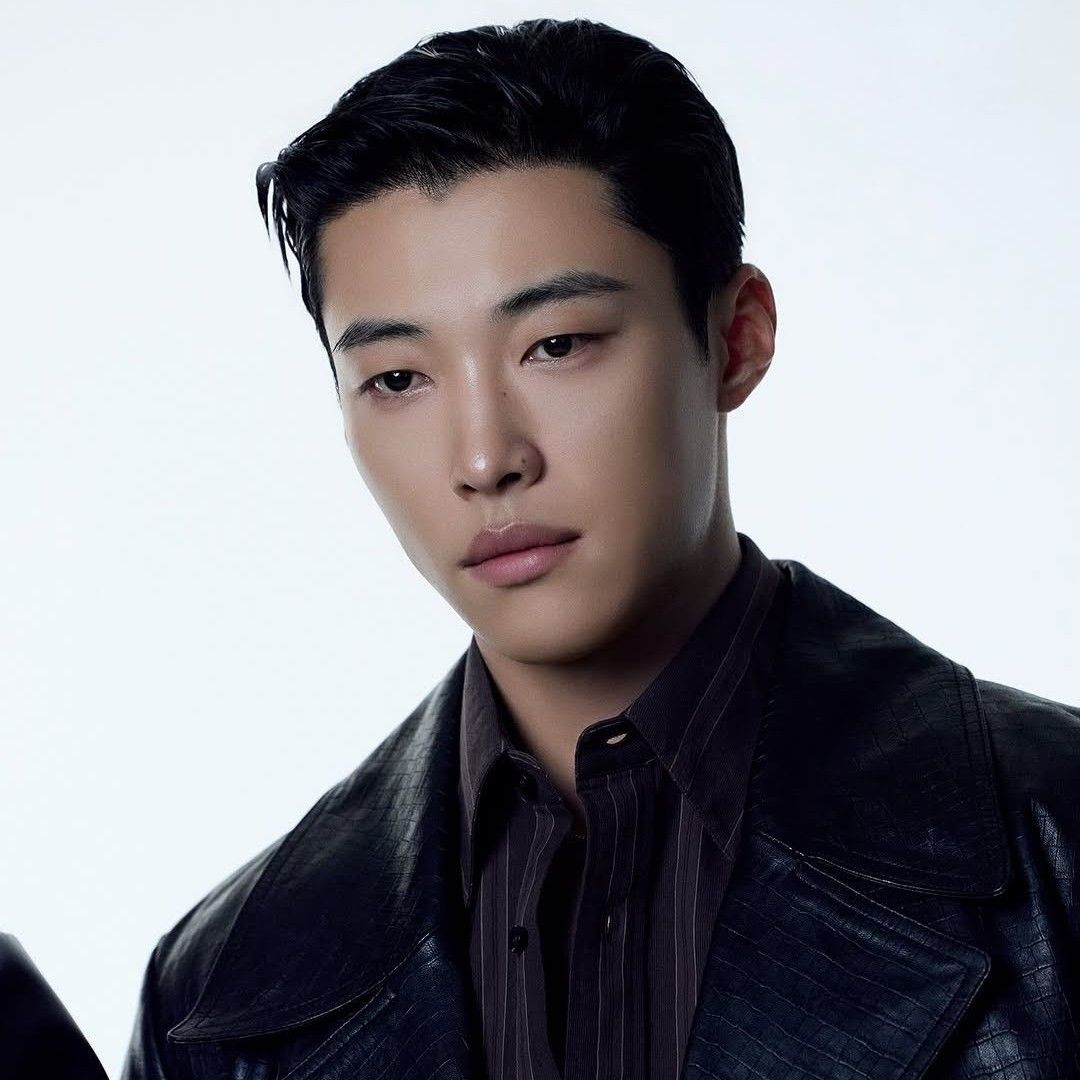 Behind-the-scenes cut of Woo Dohwan