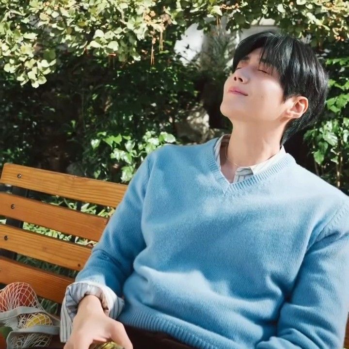 金宣虎的最新照片