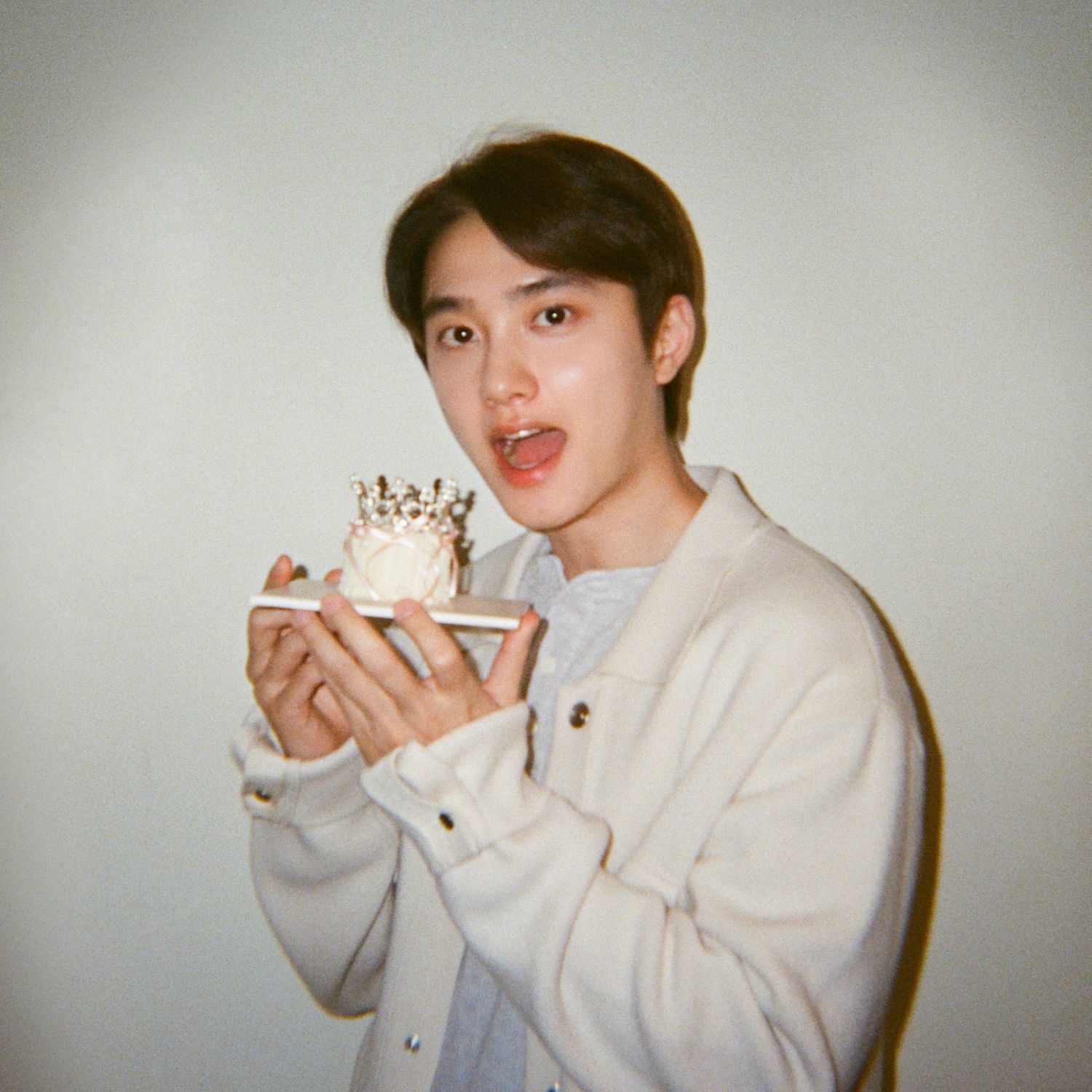 도경수 (디오)의 비하인드 컷