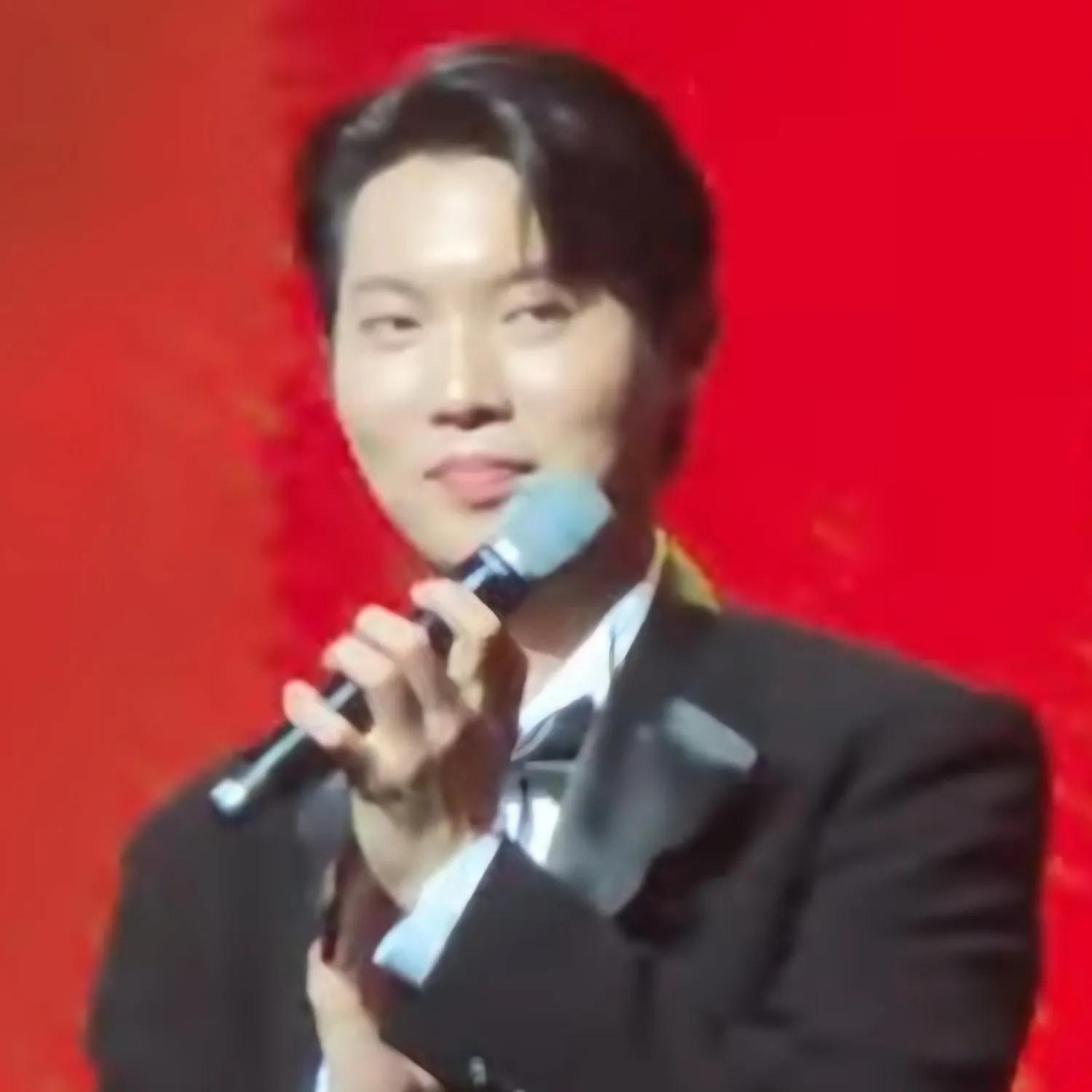 Behind-the-scenes cut of Son Taejin