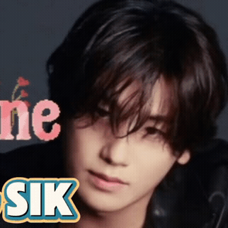 Behind-the-scenes cut of Park Hyungsik