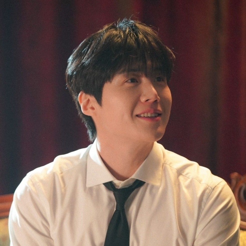 Foto kegiatan terbaru dari Kim Seonho