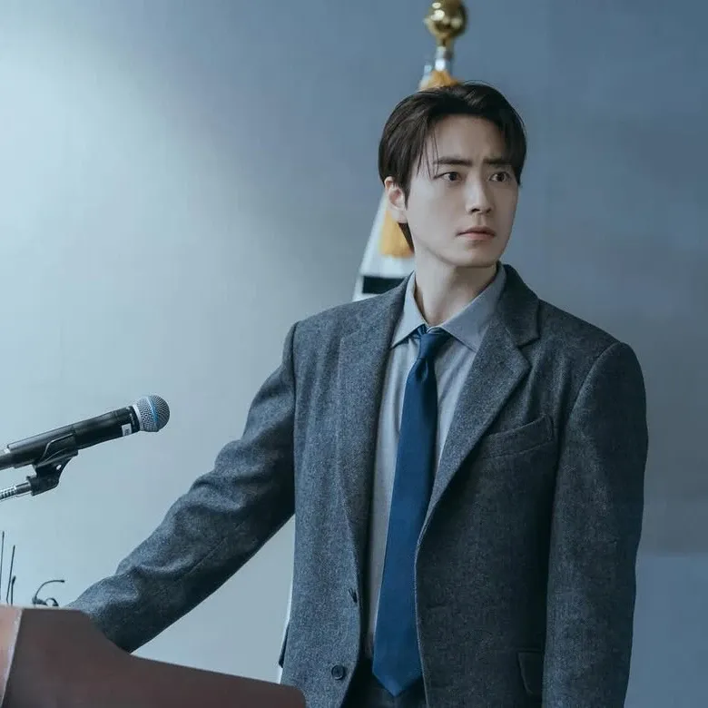 Recent activity shot of Lee Joonhyuk