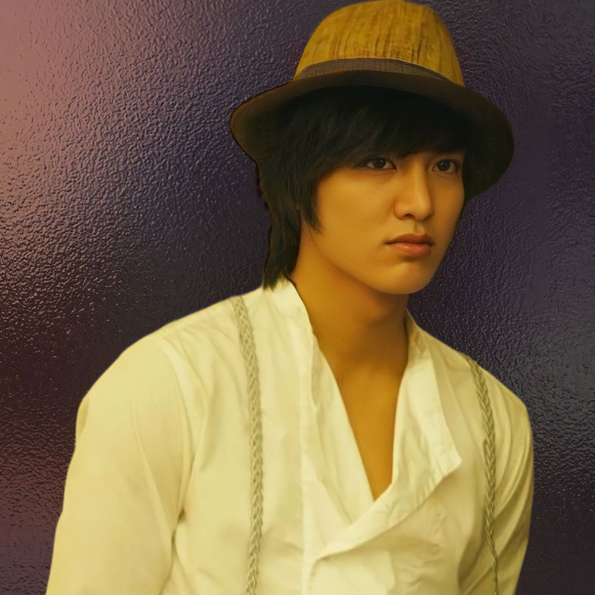 Recent activity shot of Lee Minho