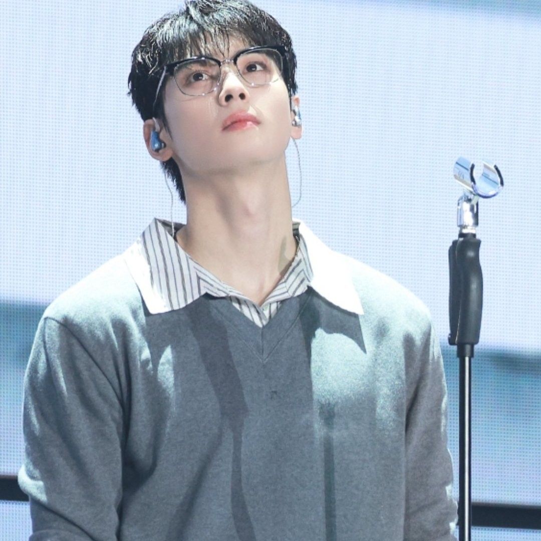 Foto kegiatan terbaru dari Cha Eunwoo