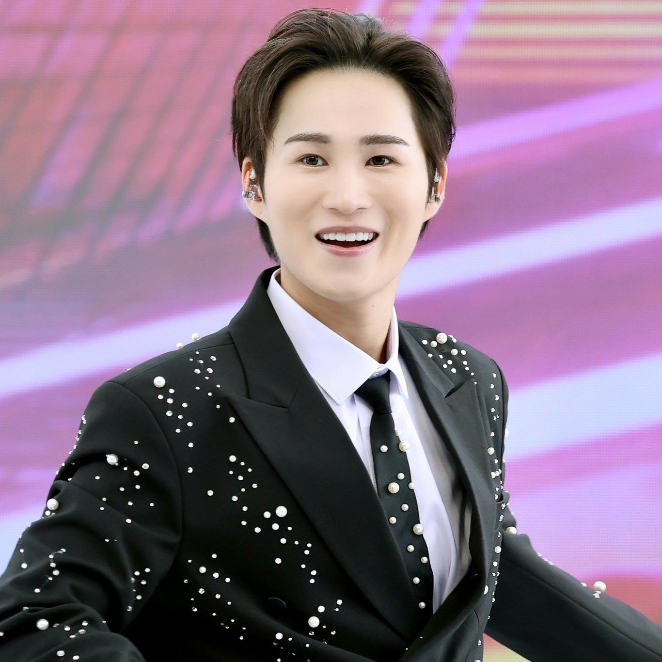 Popular celeb content trending in the community